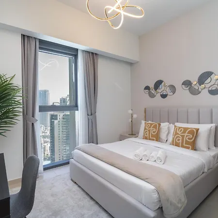 Elegant 2 Bedroom Apartment With Burj Khalifa Views On Sheikh Mohammed Bin Rashid Boulevard, A Short Walk From Dubai Opera Esterno foto