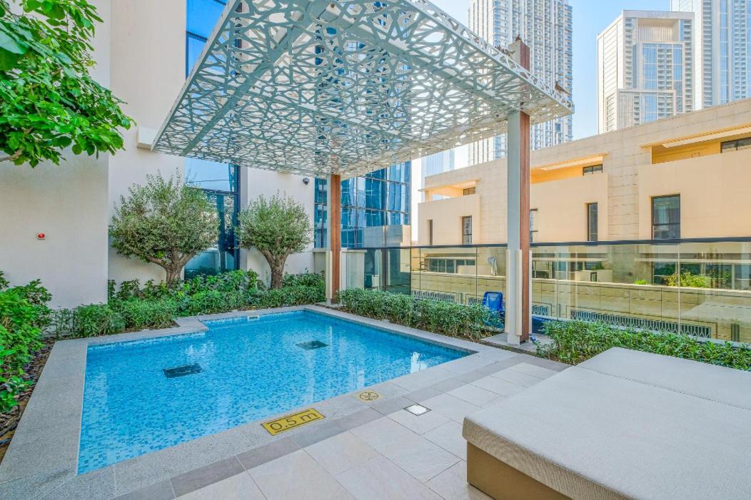 Appartamento Elegant 2 Bedroom With Burj Khalifa Views On Sheikh Mohammed Bin Rashid Boulevard, A Short Walk From Opera *