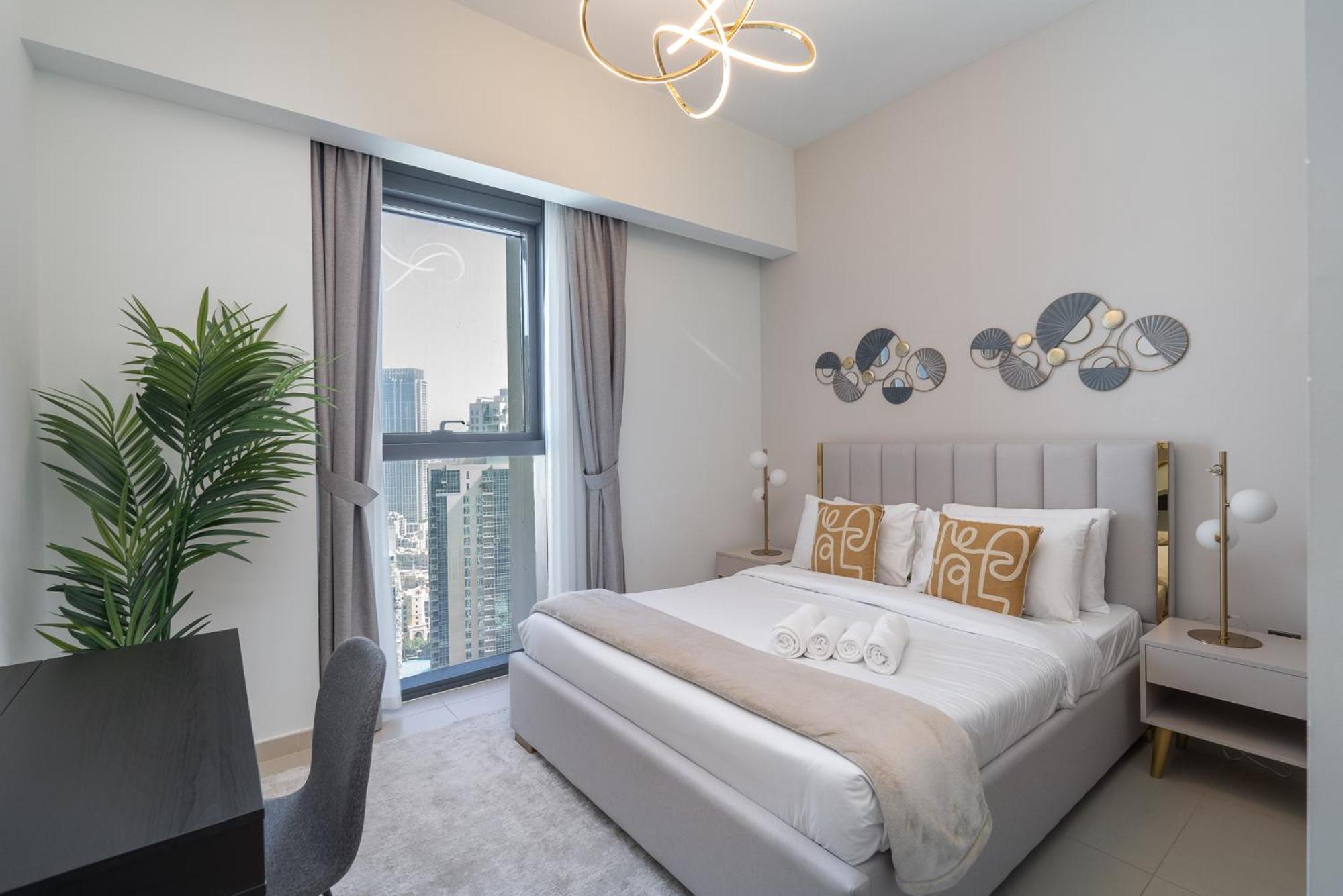 Elegant 2 Bedroom With Burj Khalifa Views On Sheikh Mohammed Bin Rashid Boulevard, A Short Walk From Opera