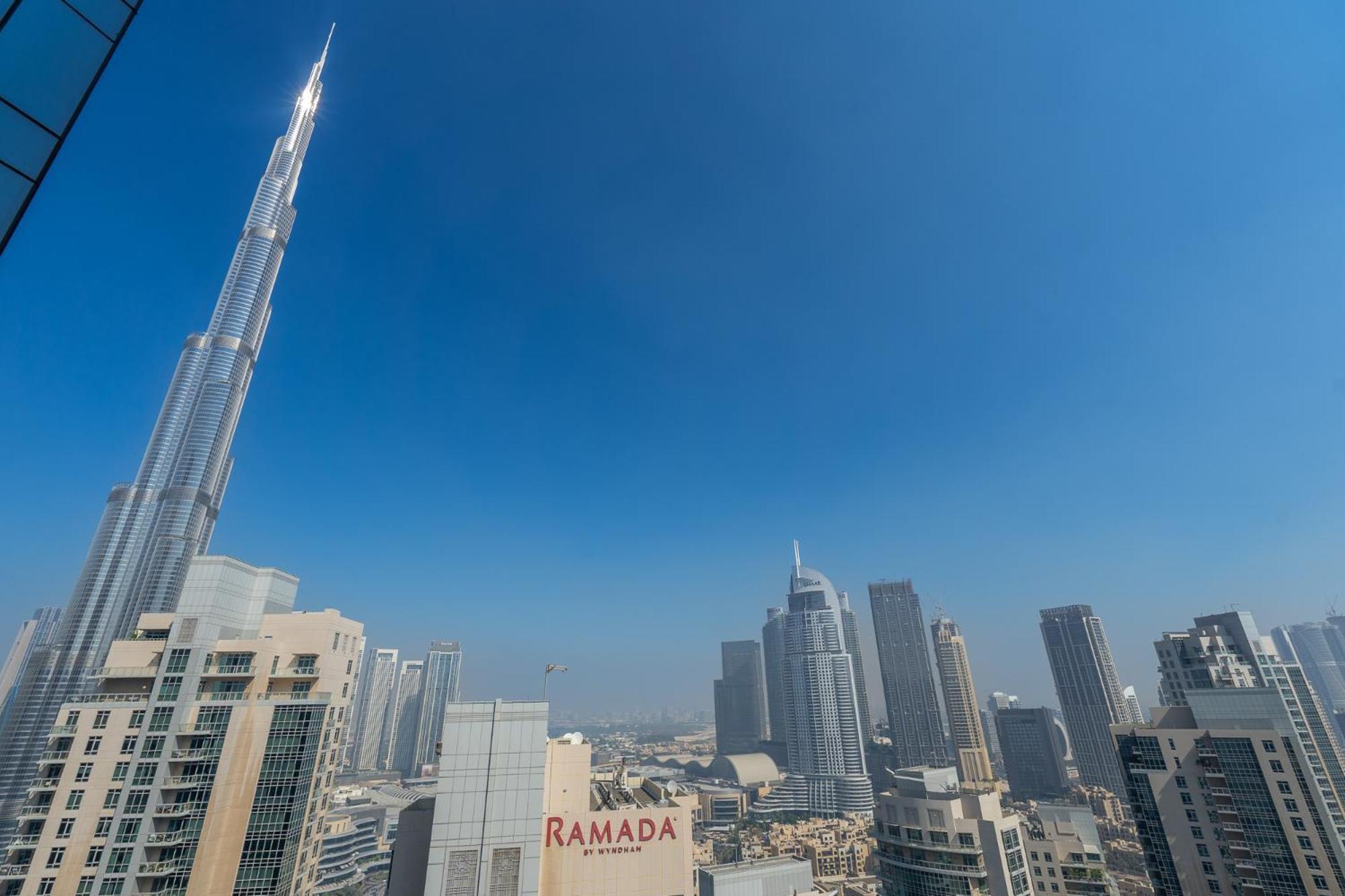 Elegant 2 Bedroom With Burj Khalifa Views On Sheikh Mohammed Bin Rashid Boulevard, A Short Walk From Opera Appartamento *