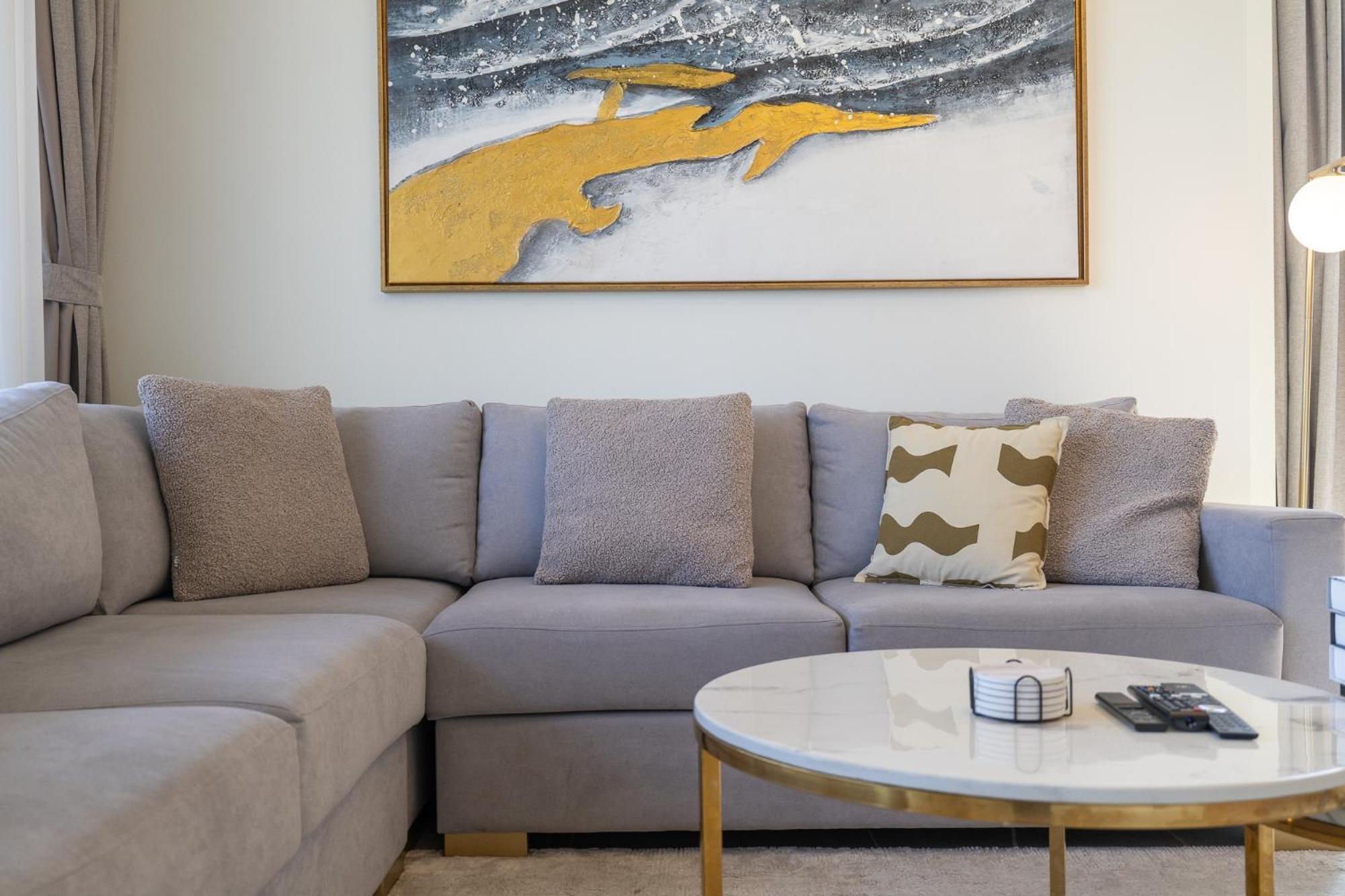 Appartamento Elegant 2 Bedroom With Burj Khalifa Views On Sheikh Mohammed Bin Rashid Boulevard, A Short Walk From Opera *