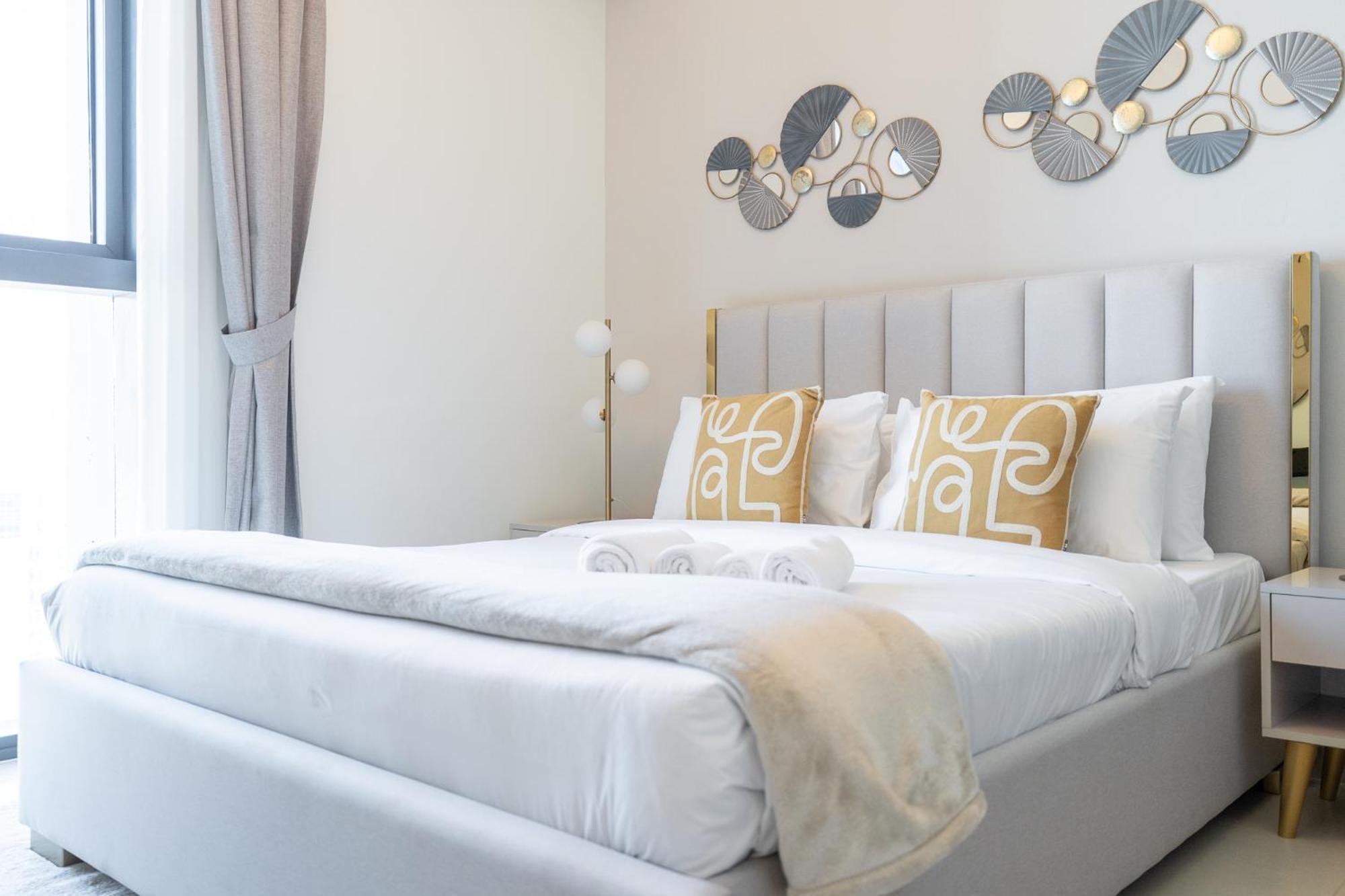 Appartamento Elegant 2 Bedroom With Burj Khalifa Views On Sheikh Mohammed Bin Rashid Boulevard, A Short Walk From Opera Dubai